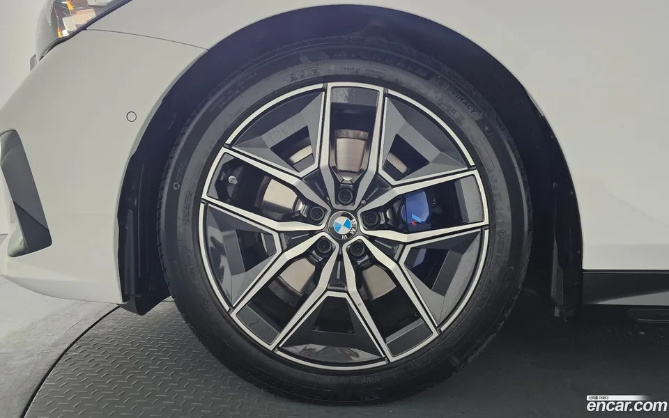 BMW 5 Series 520i M 2024 — миниатюра 5