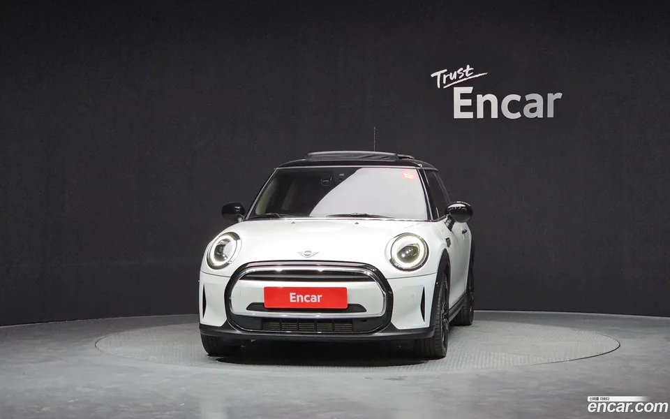 MINI Cooper 2023 — миниатюра 3