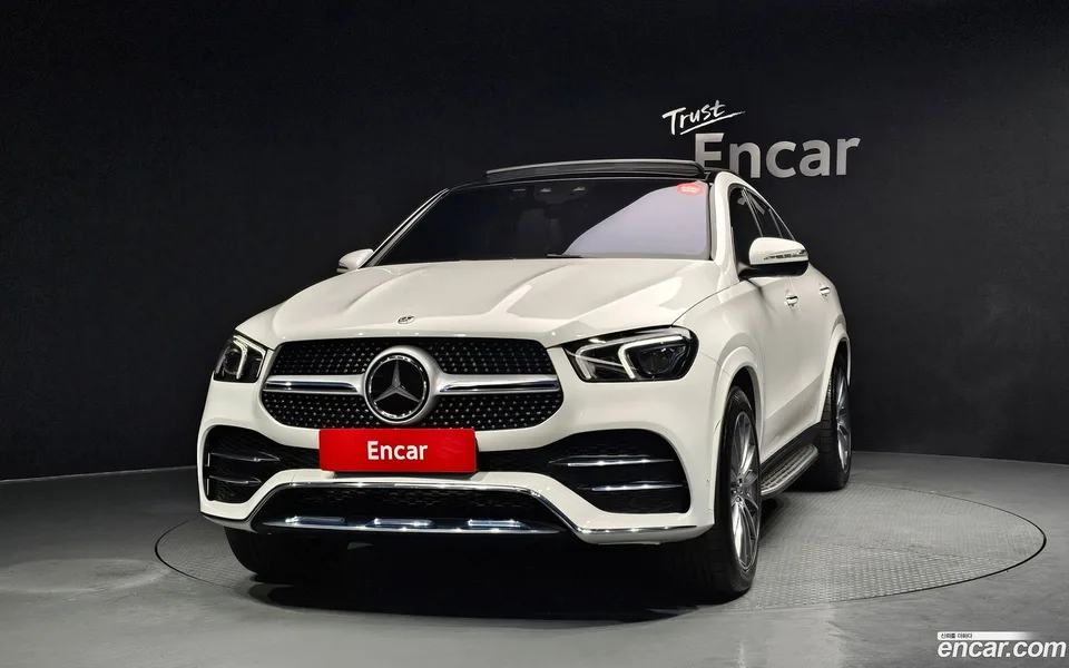 Mercedes-Benz GLE-Class GLE400d 4MATIC 2023 — миниатюра 3