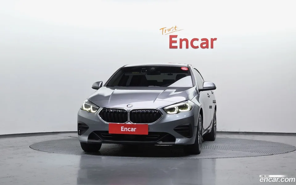 BMW 2 Series Gran Coupe 220i 2022 — миниатюра 3