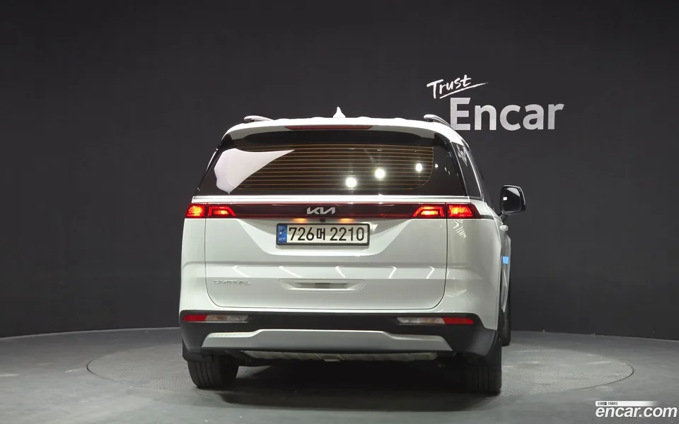 Kia Carnival 11 2022 — миниатюра 4