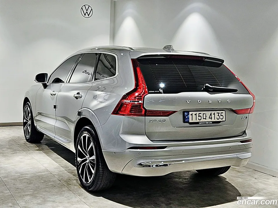 Volvo XC60 B6 2023 — миниатюра 2