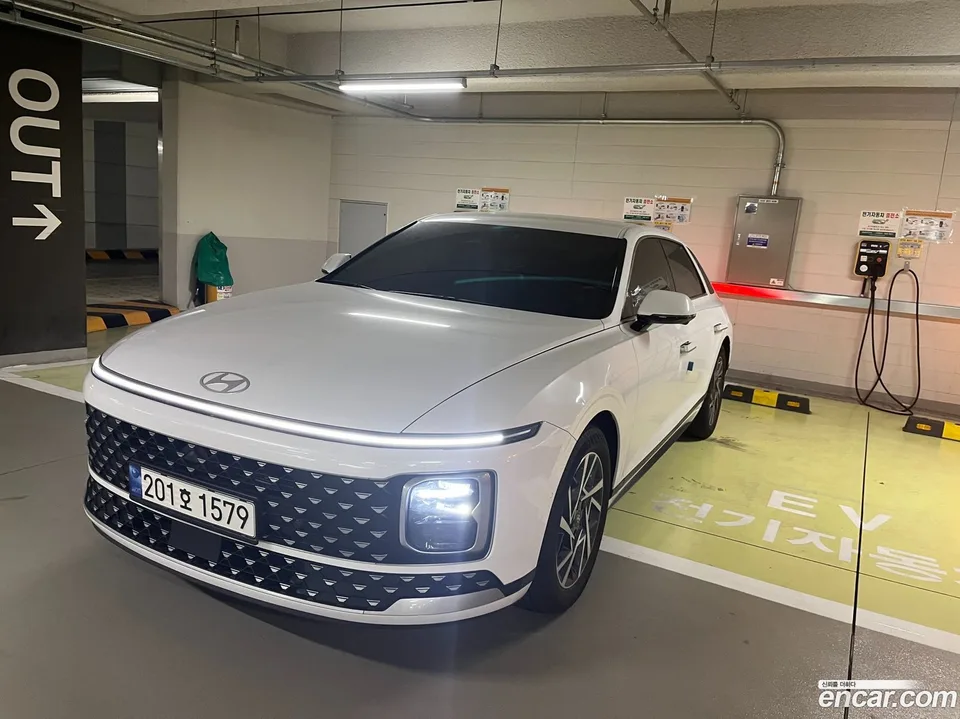Hyundai Grandeur 2.5 2WD 2024 — миниатюра 2