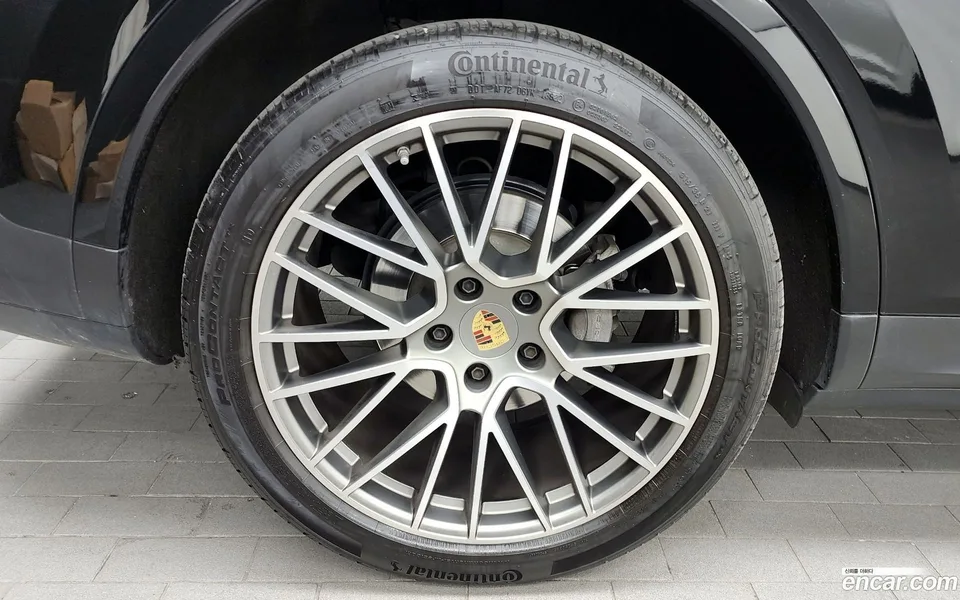 Porsche Cayenne 3.0 2023 — миниатюра 5