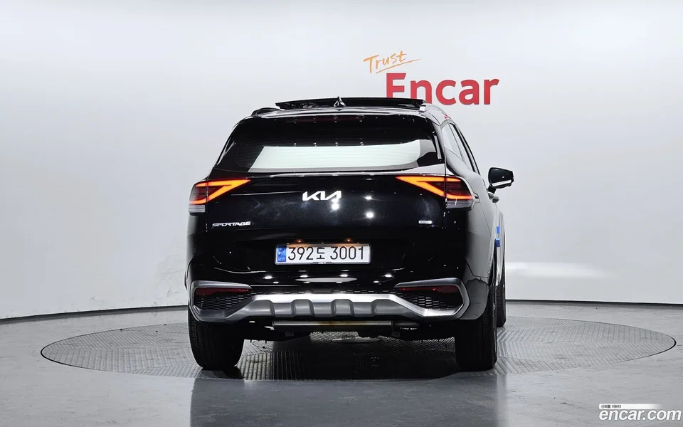 Kia Sportage Hybrid 2WD 2022 — миниатюра 4