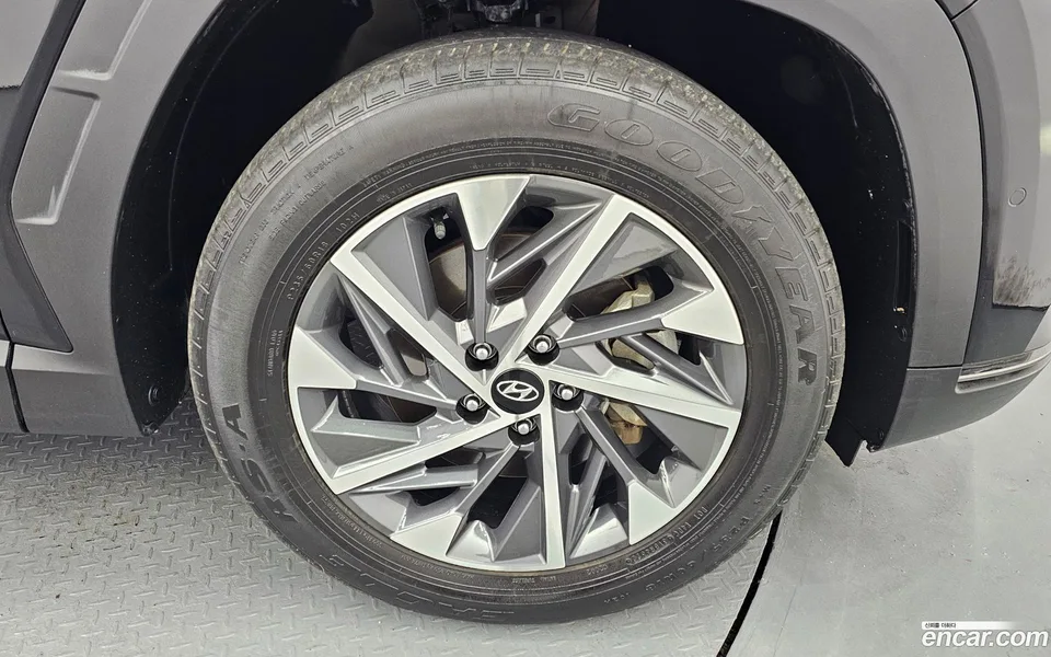 Hyundai Tucson Hybrid 2WD 2023 — миниатюра 5