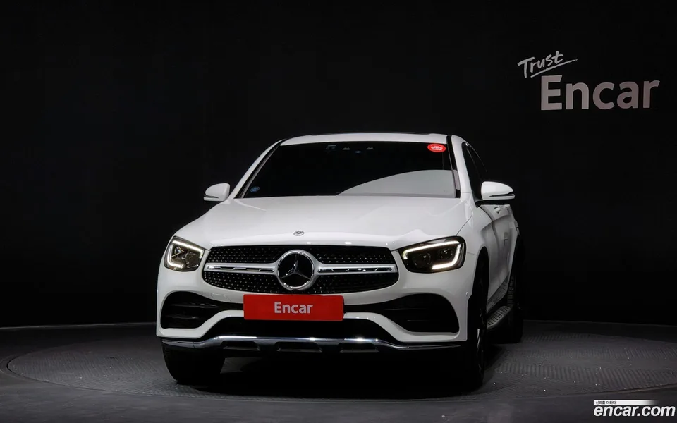 Mercedes-Benz GLC-Class GLC300 4MATIC 2023 — миниатюра 3