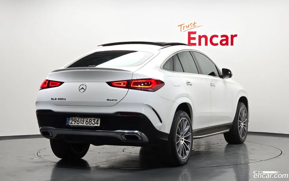 Mercedes-Benz GLE-Class GLE400d 4MATIC 2023 — миниатюра 2