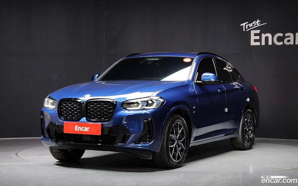 BMW X4 xDrive 20d M 2023 — фото 1, купить с доставкой в Москву