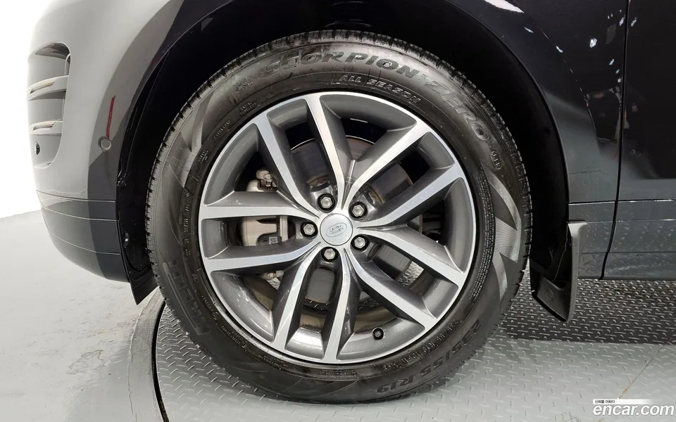 Land Rover Range Rover Evoque P250 SE 2025 — миниатюра 5