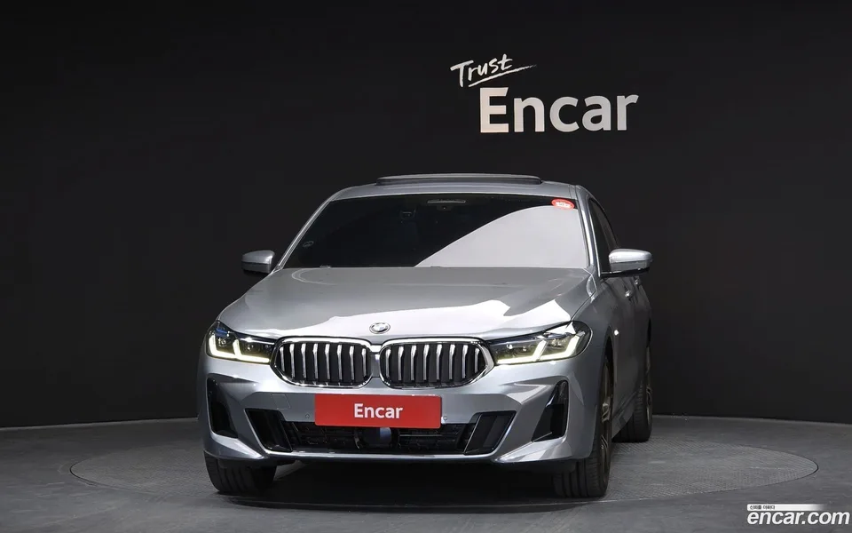 BMW 6 Series GT 630i xDrive M 2023 — миниатюра 3