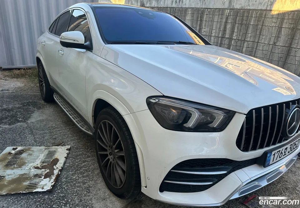 Mercedes-Benz GLE-Class GLE400d 4MATIC 2023 — миниатюра 3