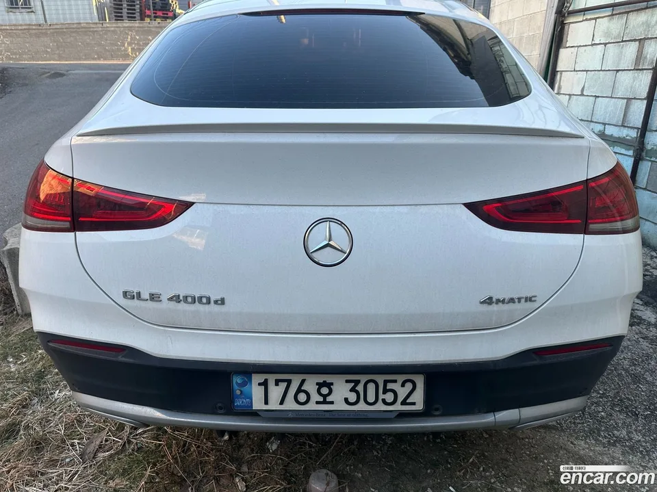 Mercedes-Benz GLE-Class GLE400d 4MATIC 2023 — миниатюра 4