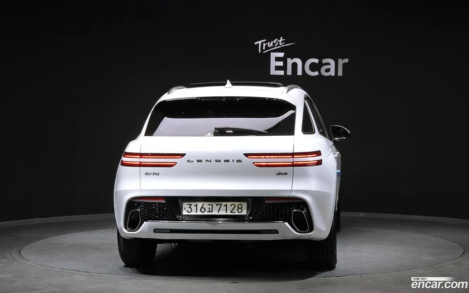 Genesis GV70 2.5T AWD 2023 — миниатюра 4