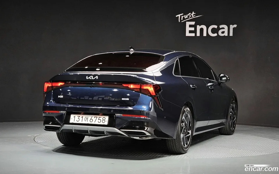 Kia K5 Hybrid 2025 — миниатюра 2