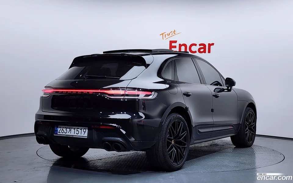Porsche Macan 2.9 GTS 2022 — миниатюра 2