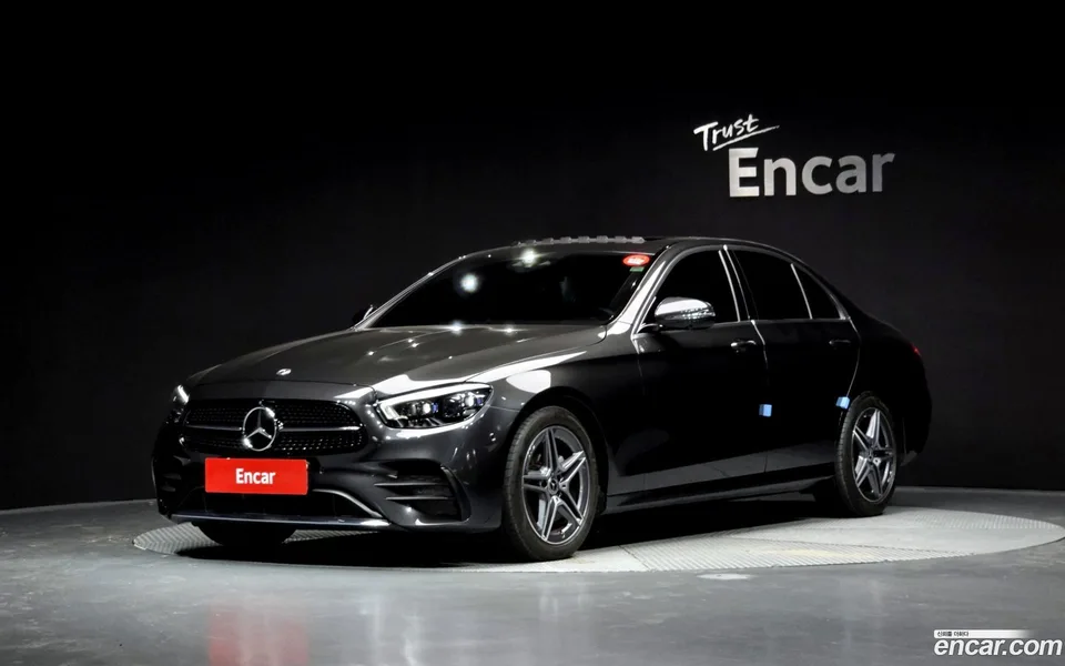 Mercedes-Benz E-Class E250 AMG Line 2023 — фото 1, купить с доставкой в Москву