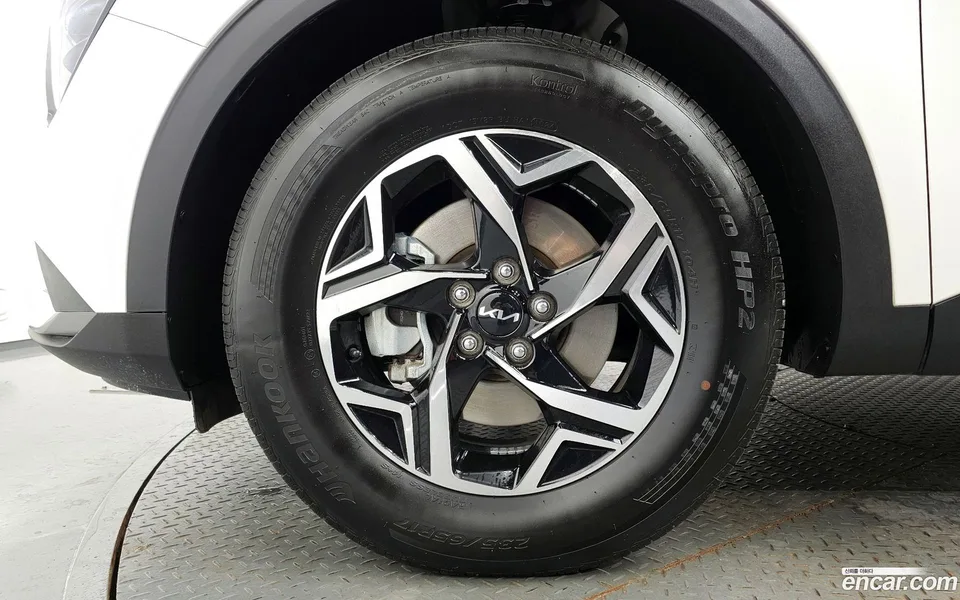 Kia Sportage 1.6 2WD 2022 — миниатюра 5