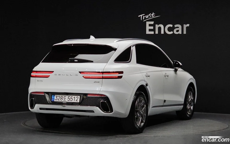 Genesis GV70 2.5T AWD 2022 — миниатюра 2