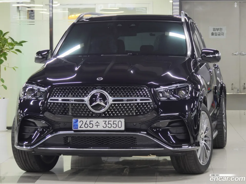 Mercedes-Benz GLE-Class GLE450 4MATIC 2023 — фото 1, купить с доставкой в Москву
