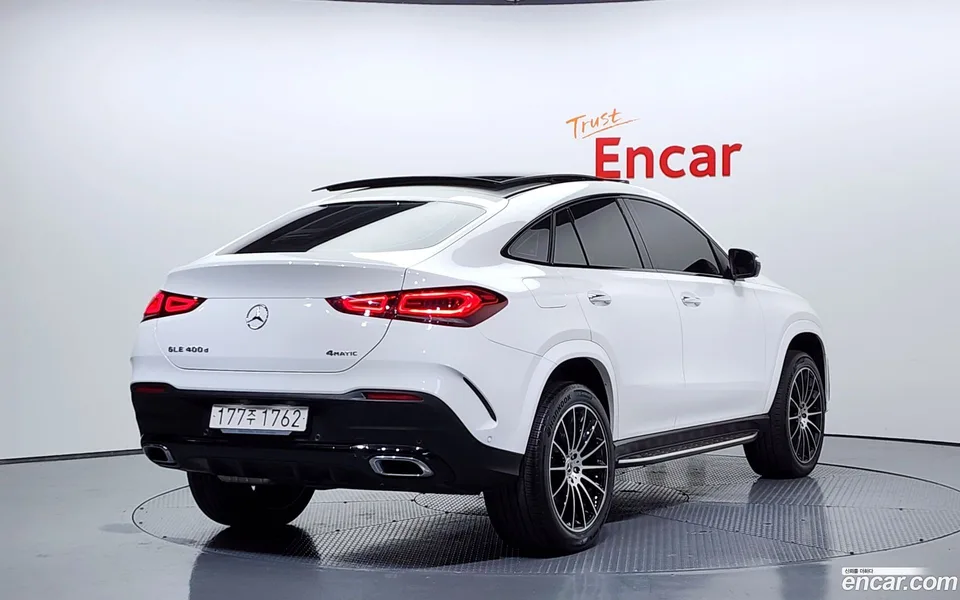 Mercedes-Benz GLE-Class GLE400d 4MATIC 2022 — миниатюра 2