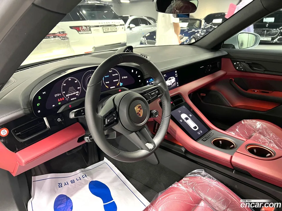 Porsche Taycan 4S 2023 — миниатюра 4