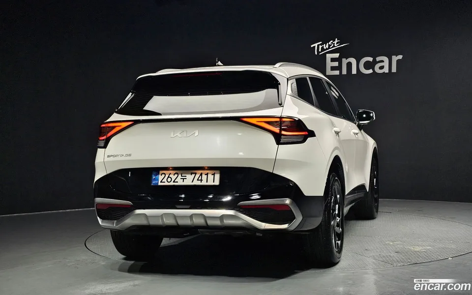 Kia Sportage 2.0 2WD 2022 — миниатюра 4