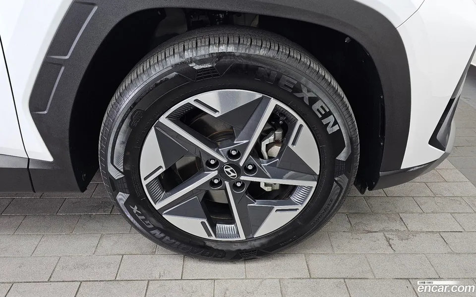 Hyundai Tucson NX4 1.6 4WD 2024 — миниатюра 5