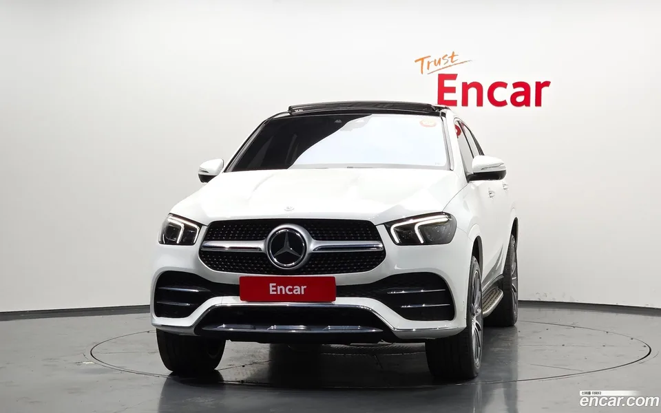 Mercedes-Benz GLE-Class GLE400d 4MATIC 2023 — миниатюра 3
