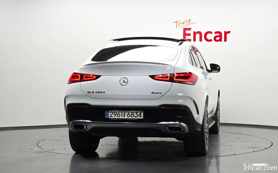 Mercedes-Benz GLE-Class GLE400d 4MATIC 2023 — миниатюра 4
