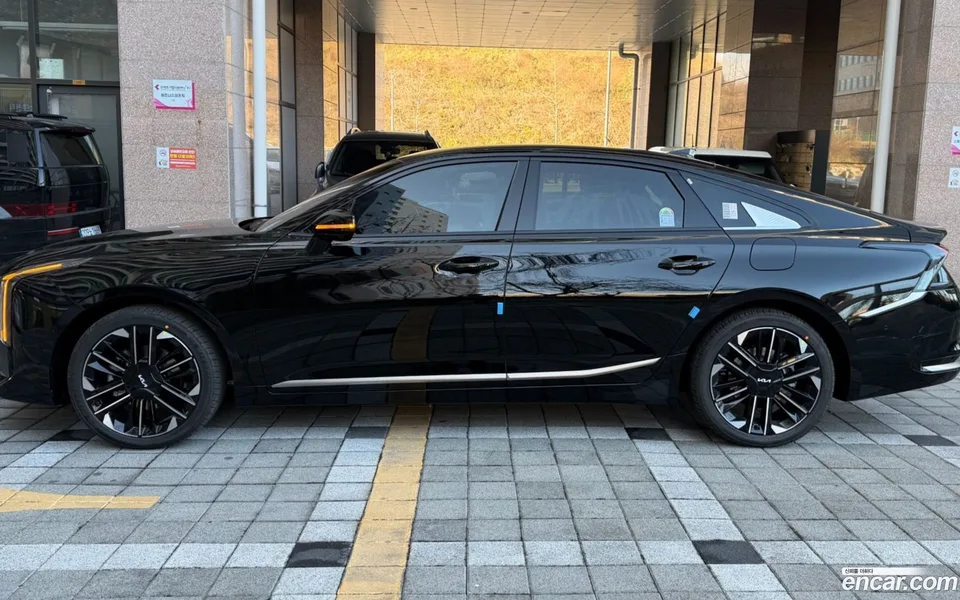 Kia K8 Hybrid 2025 — миниатюра 4