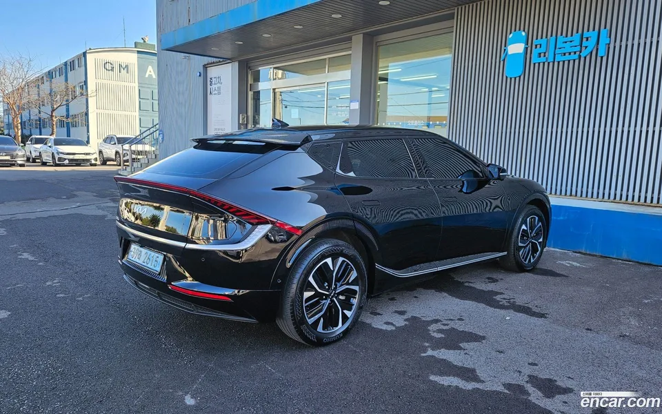Kia EV6 2022 — миниатюра 4