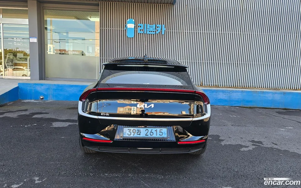 Kia EV6 2022 — миниатюра 5