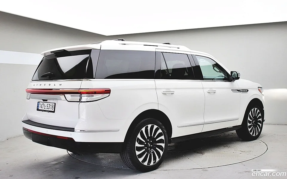 Lincoln Navigator 3.5L 2023 — миниатюра 4