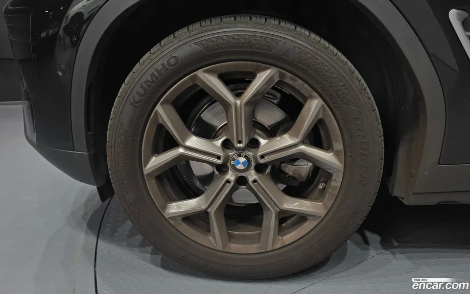 BMW X3 xDrive 20i 2022 — миниатюра 5