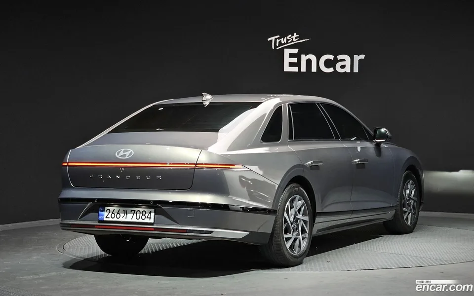 Hyundai Grandeur 2.5 2WD 2025 — миниатюра 2