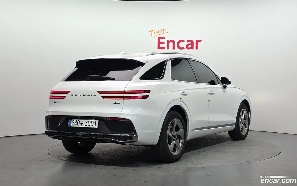 Genesis GV70 2.5T AWD 2025 — миниатюра 2