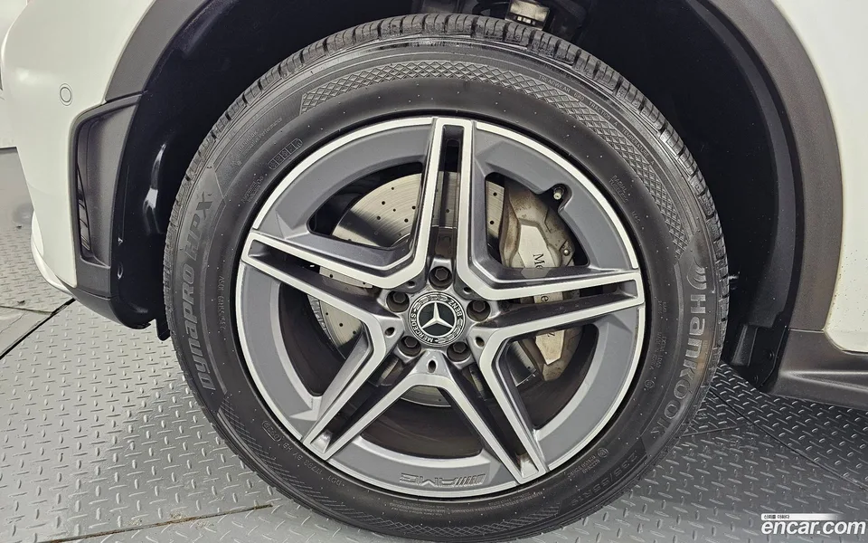 Mercedes-Benz GLC-Class GLC300e 4MATIC 2022 — миниатюра 5