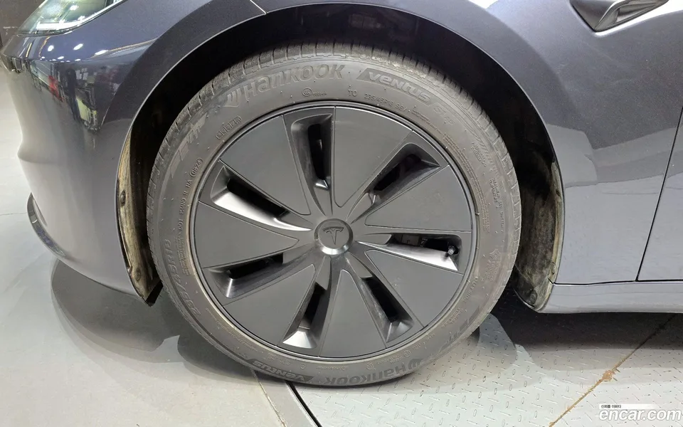 Tesla Model 3 AWD 2024 — миниатюра 5