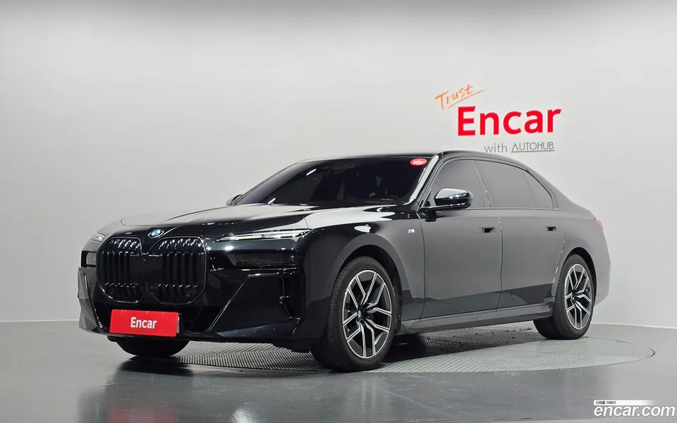BMW 7 Series 740d xDrive M 2025 — фото 1, купить с доставкой в Москву