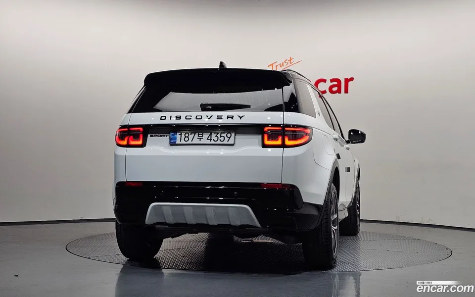 Land Rover Discovery Sport P250 SE 2024 — миниатюра 4