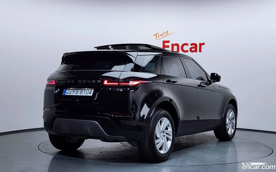 Land Rover Range Rover Evoque P250 S 2025 — миниатюра 2