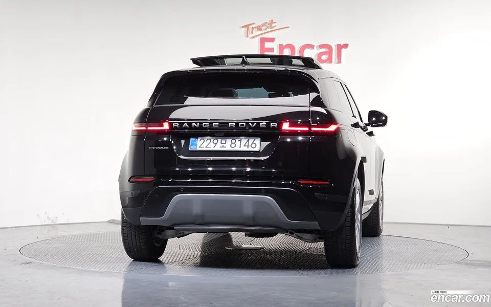 Land Rover Range Rover Evoque P250 S 2025 — миниатюра 4