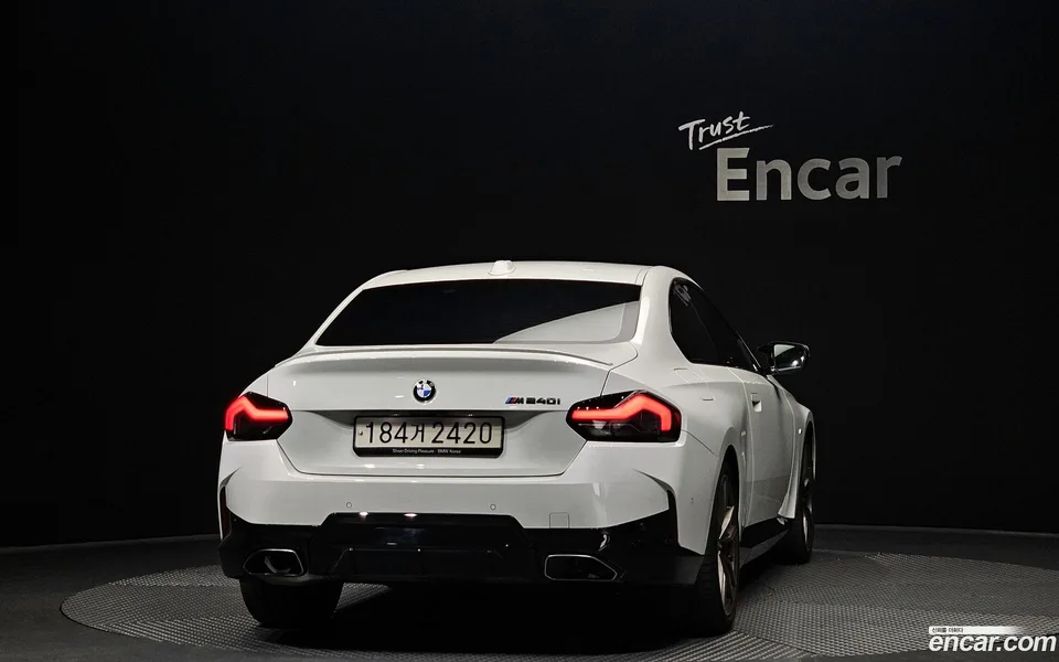 BMW 2 Series M240i xDrive 2023 — миниатюра 4