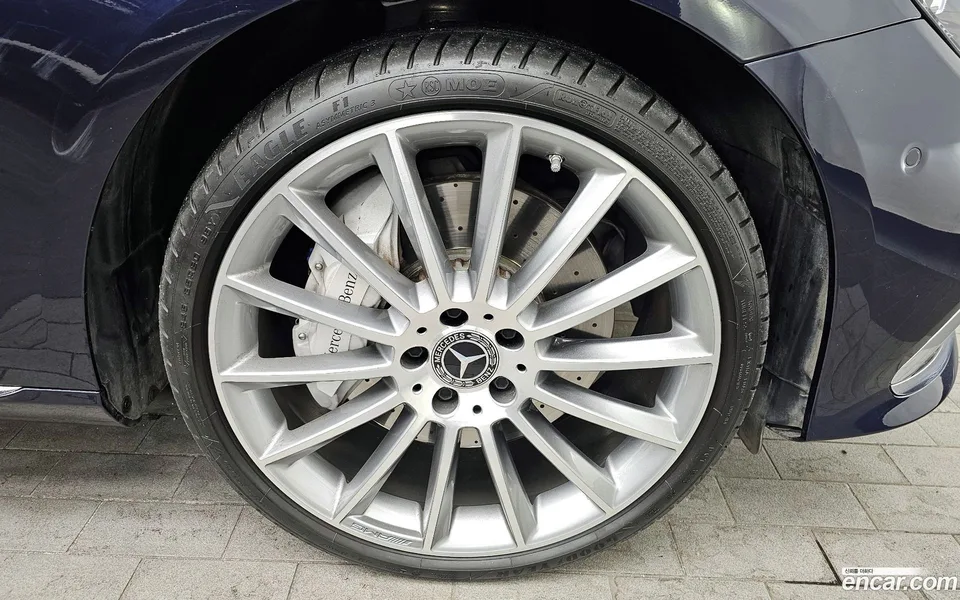 Mercedes-Benz E-Class E450 4MATIC 2023 — миниатюра 5