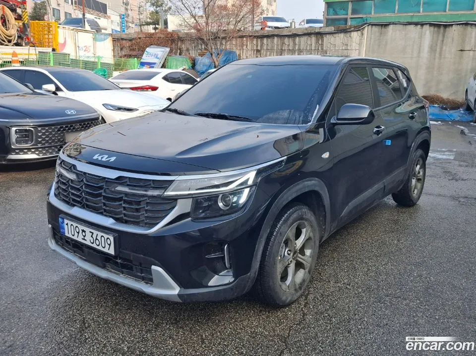 Kia Seltos 1.6 2WD 2024 — миниатюра 2