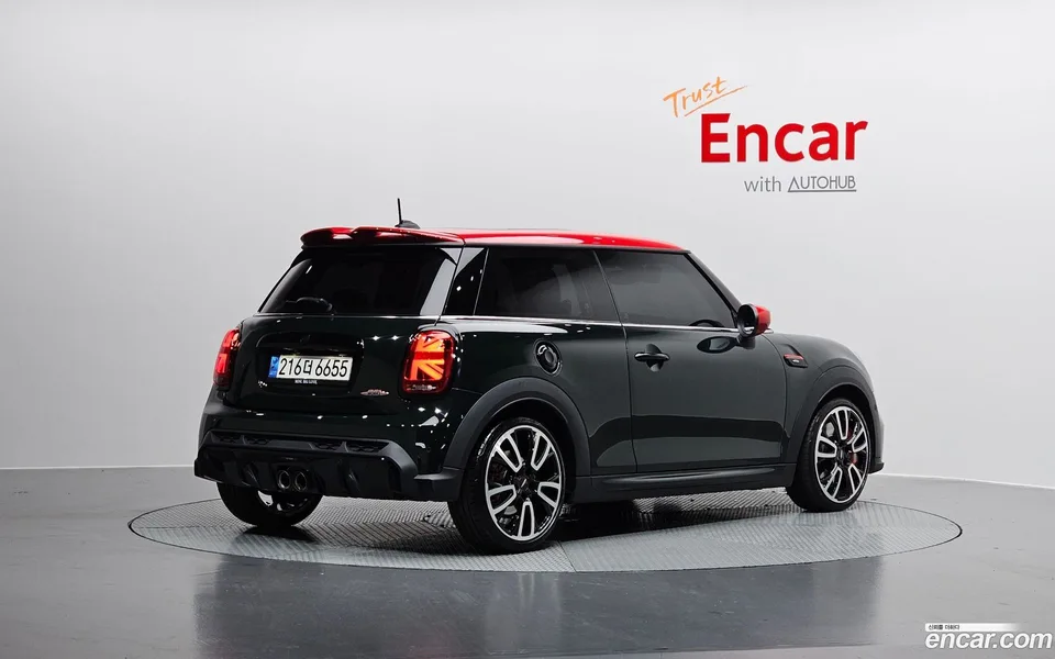 MINI Cooper S JCW 2023 — миниатюра 2