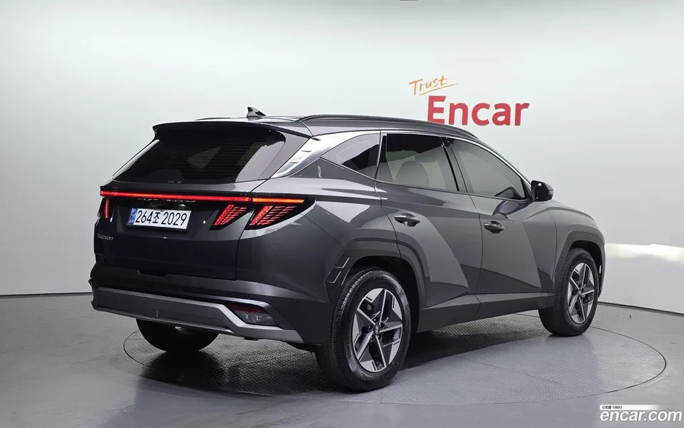 Hyundai Tucson Hybrid NX4 HEV 1.6 2WD 2025 — миниатюра 2