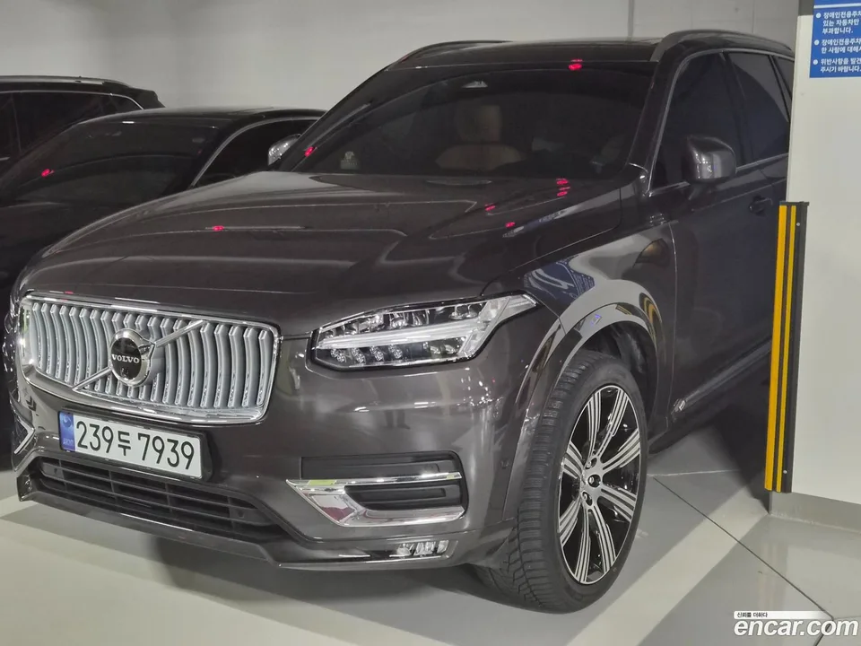 Volvo XC90 B6 2024 — миниатюра 3