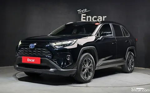 Toyota RAV4 2023 купить в Москве